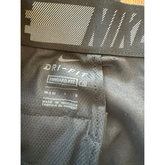 Nike Golf Pants Mens 36x32 Black Dri-Fit Standard Fit Flex Core AJ5489-010 - Picture 2 of 5